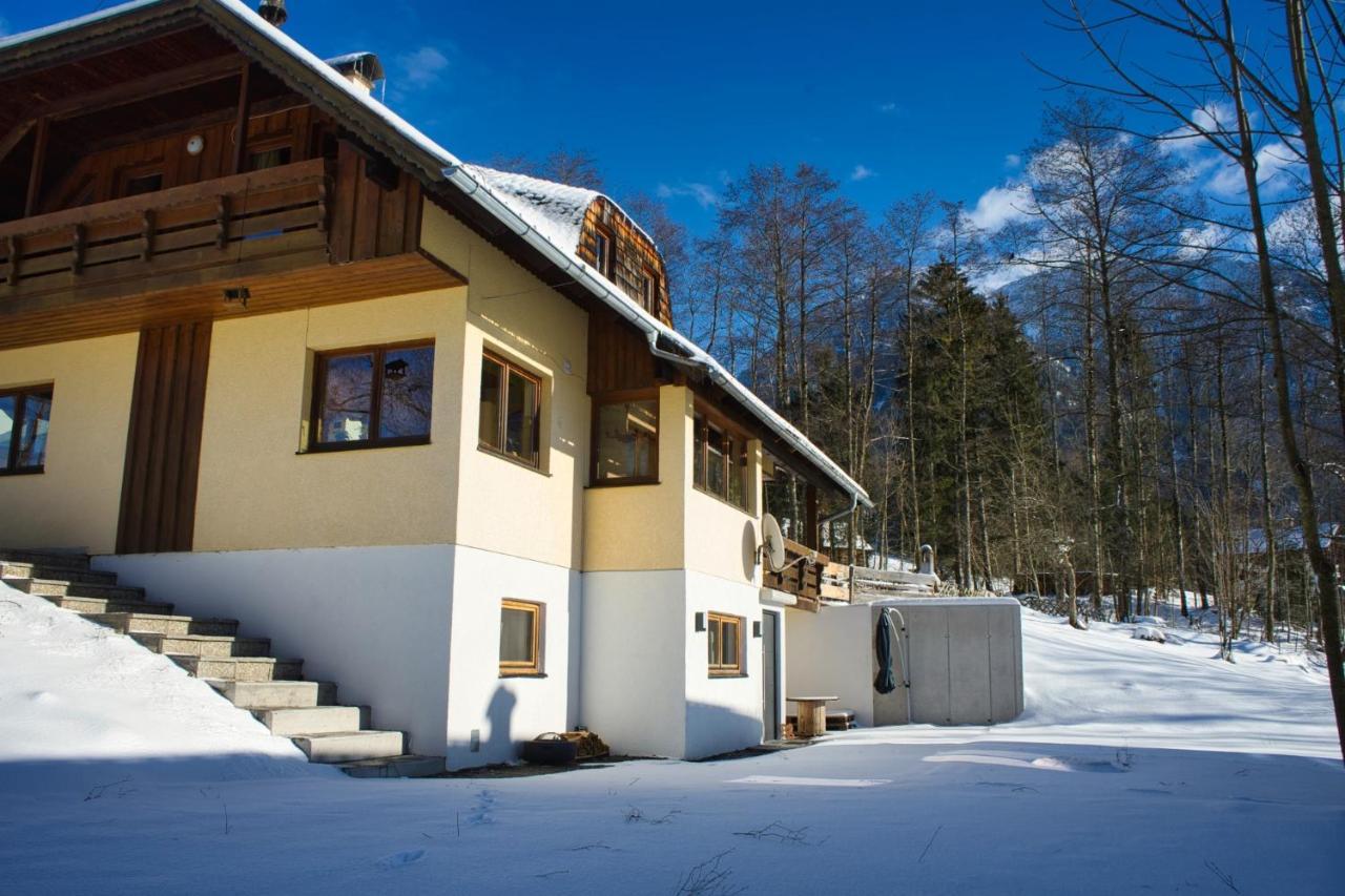 Ferienwohnung Stoablick - Barrierefrei Mit Bergblick Bad Goisern Bagian luar foto